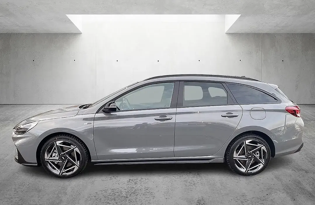 Hyundai i30 - Thumbnail 2