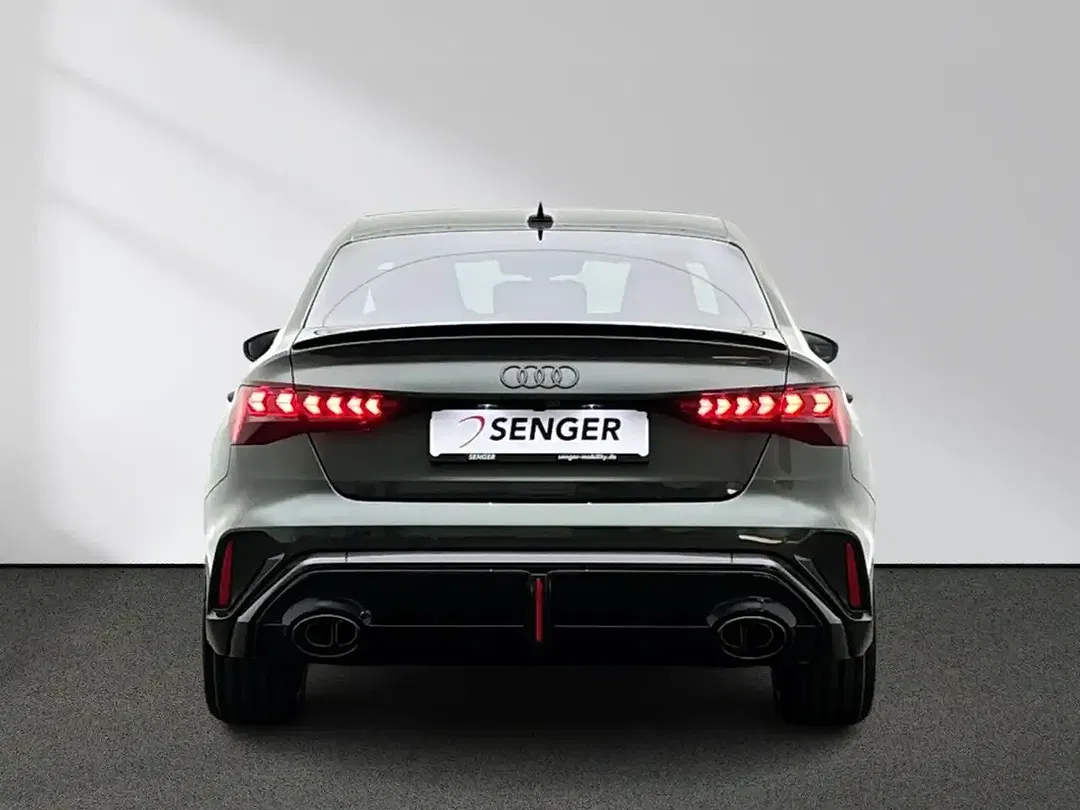 Audi RS3 - Thumbnail 4