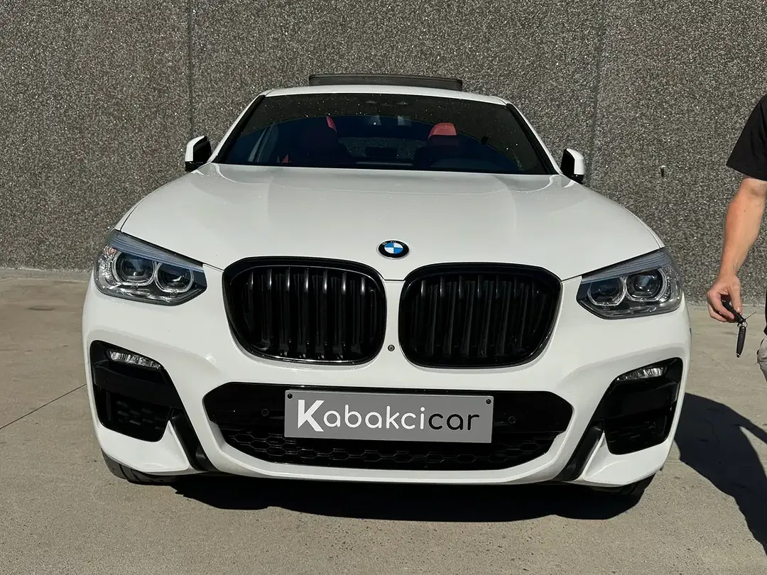 BMW X4 - Thumbnail 2