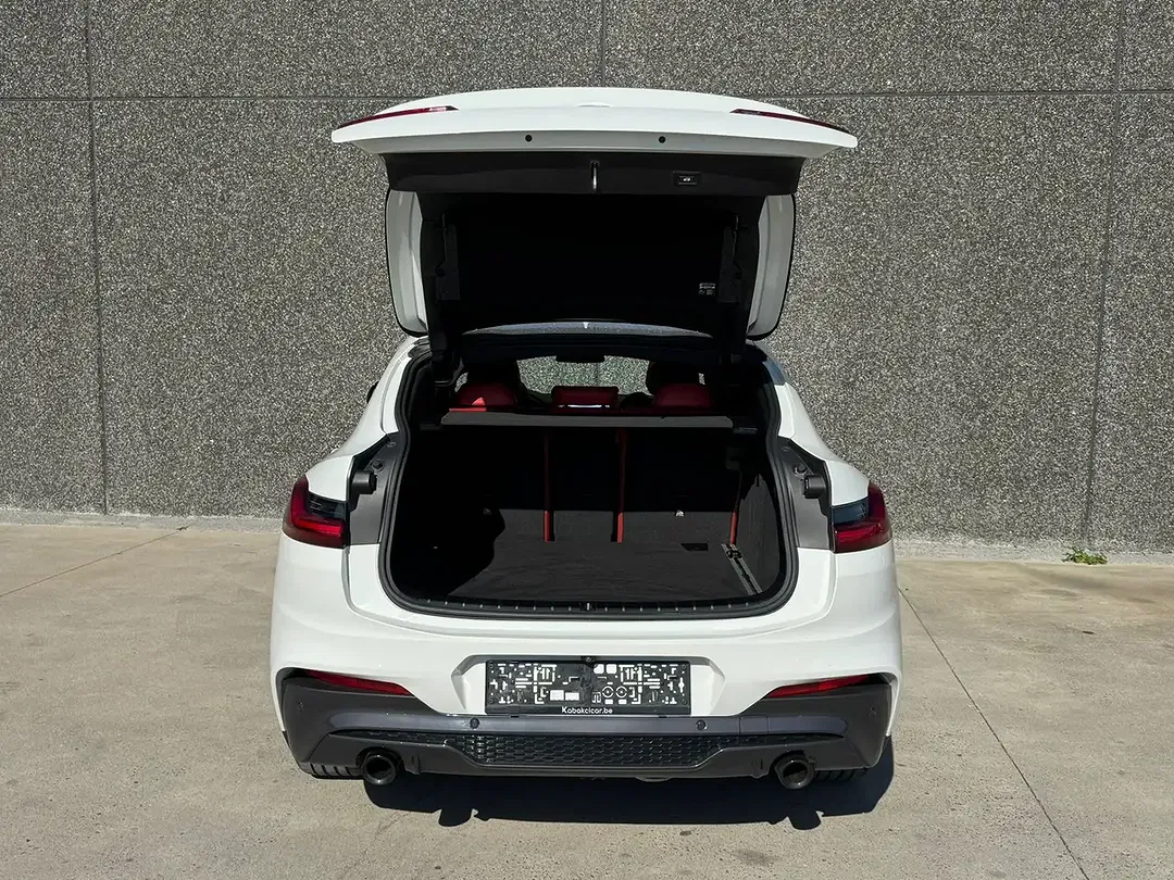BMW X4 - Thumbnail 9
