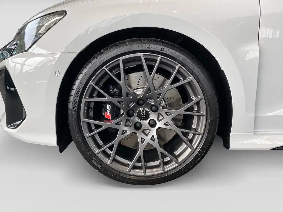 Audi RS3 - Thumbnail 4
