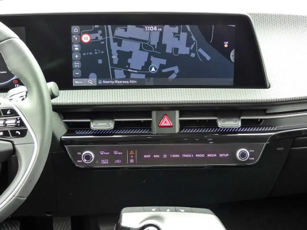 Kia EV6 - Thumbnail 7