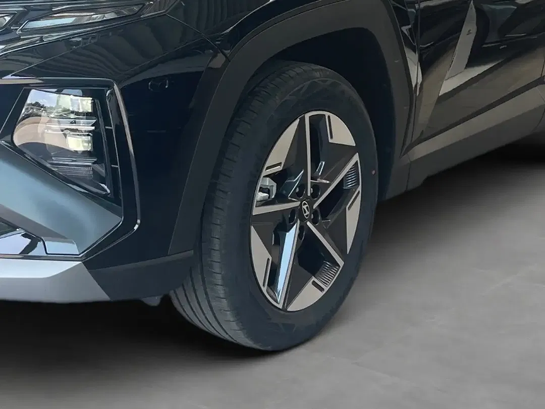 Hyundai TUCSON - Thumbnail 7
