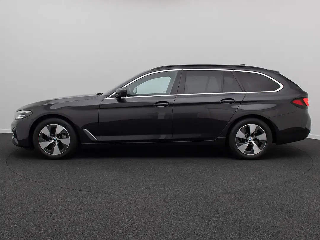 BMW 530 - Thumbnail 11