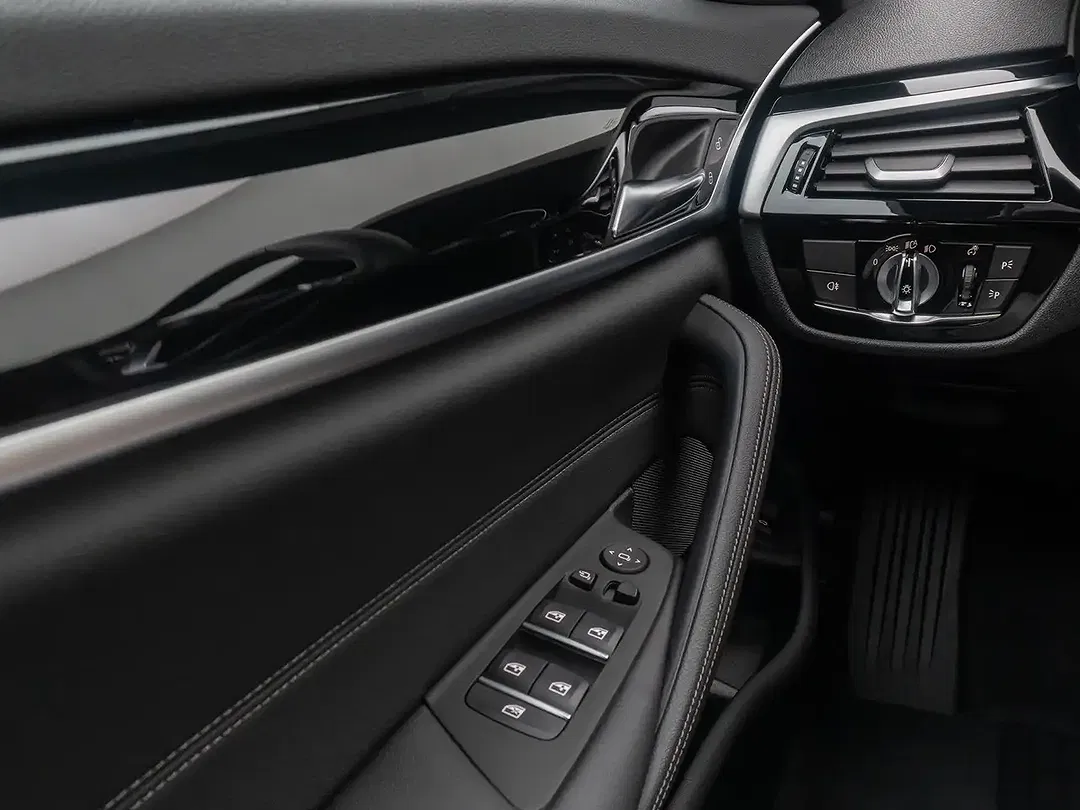 BMW 530 - Thumbnail 34