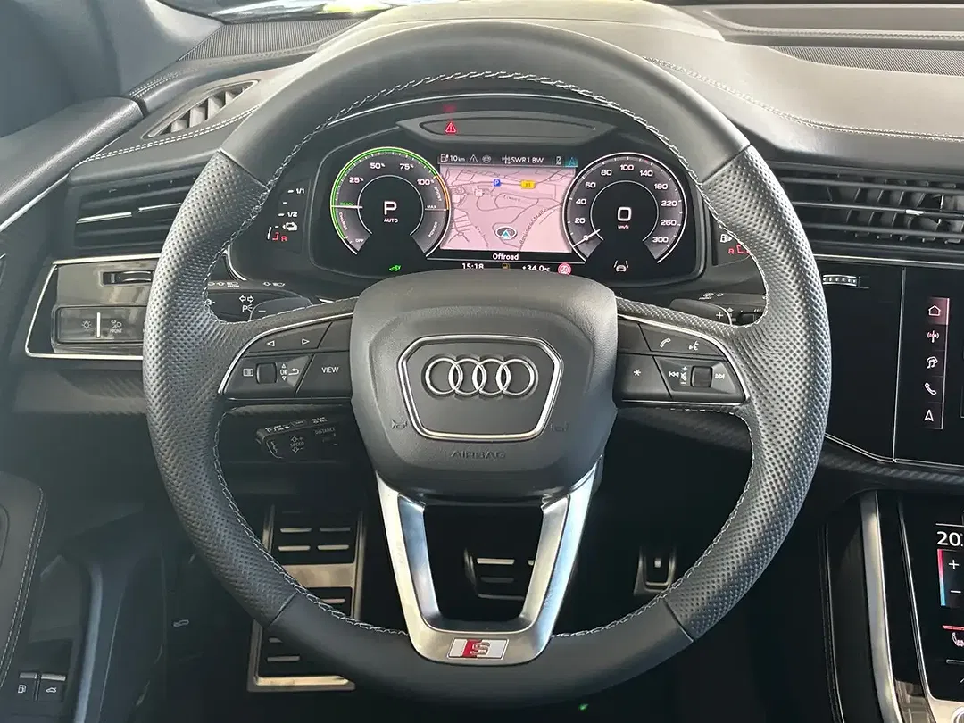 Audi Q8 - Thumbnail 11