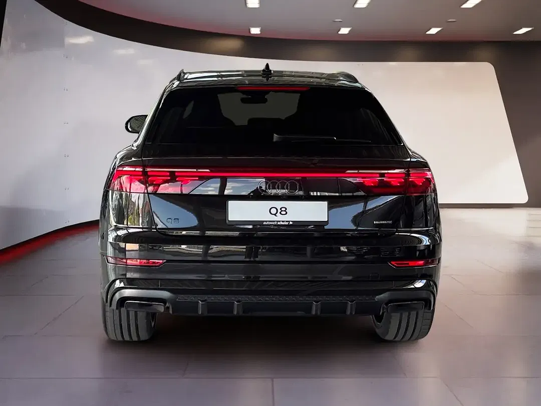 Audi Q8 - Thumbnail 4