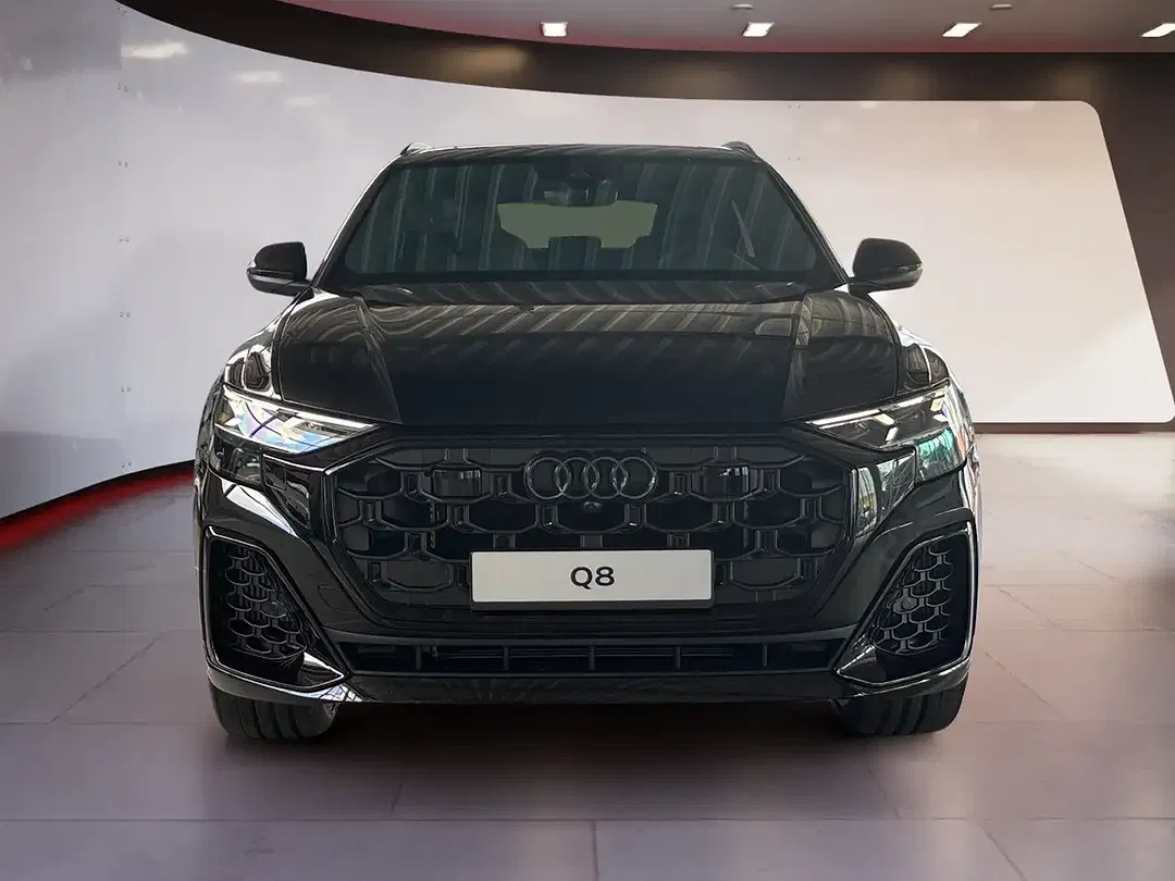 Audi Q8 - Thumbnail 5