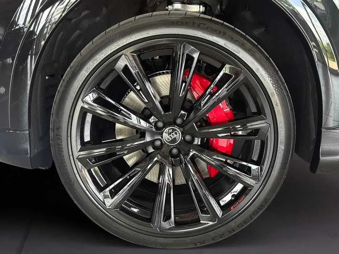 Audi Q8 - Thumbnail 6