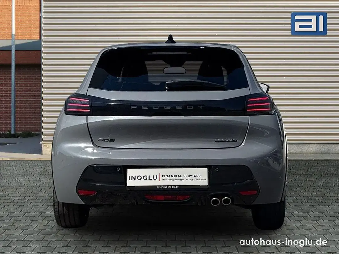 Peugeot 208 - Thumbnail 4
