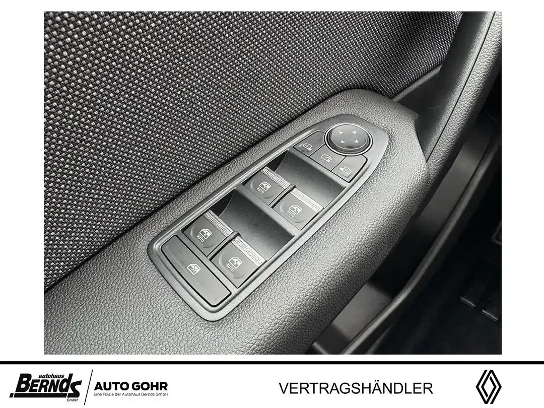 Renault Symbioz - Thumbnail 17