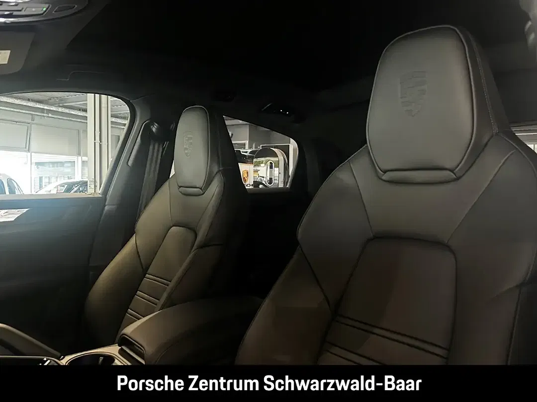 Porsche Cayenne - Thumbnail 10