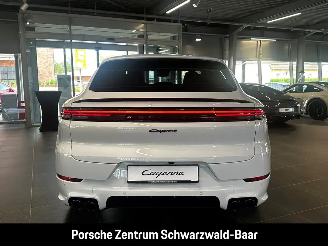 Porsche Cayenne - Thumbnail 5