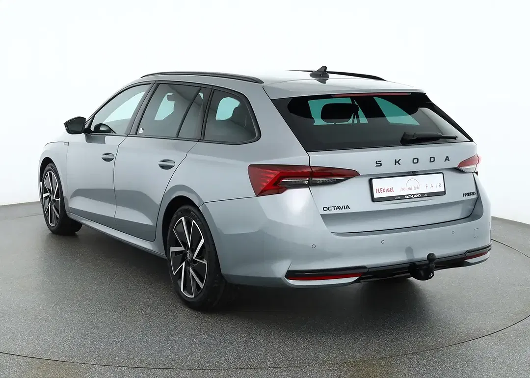 Skoda Octavia - Thumbnail 2