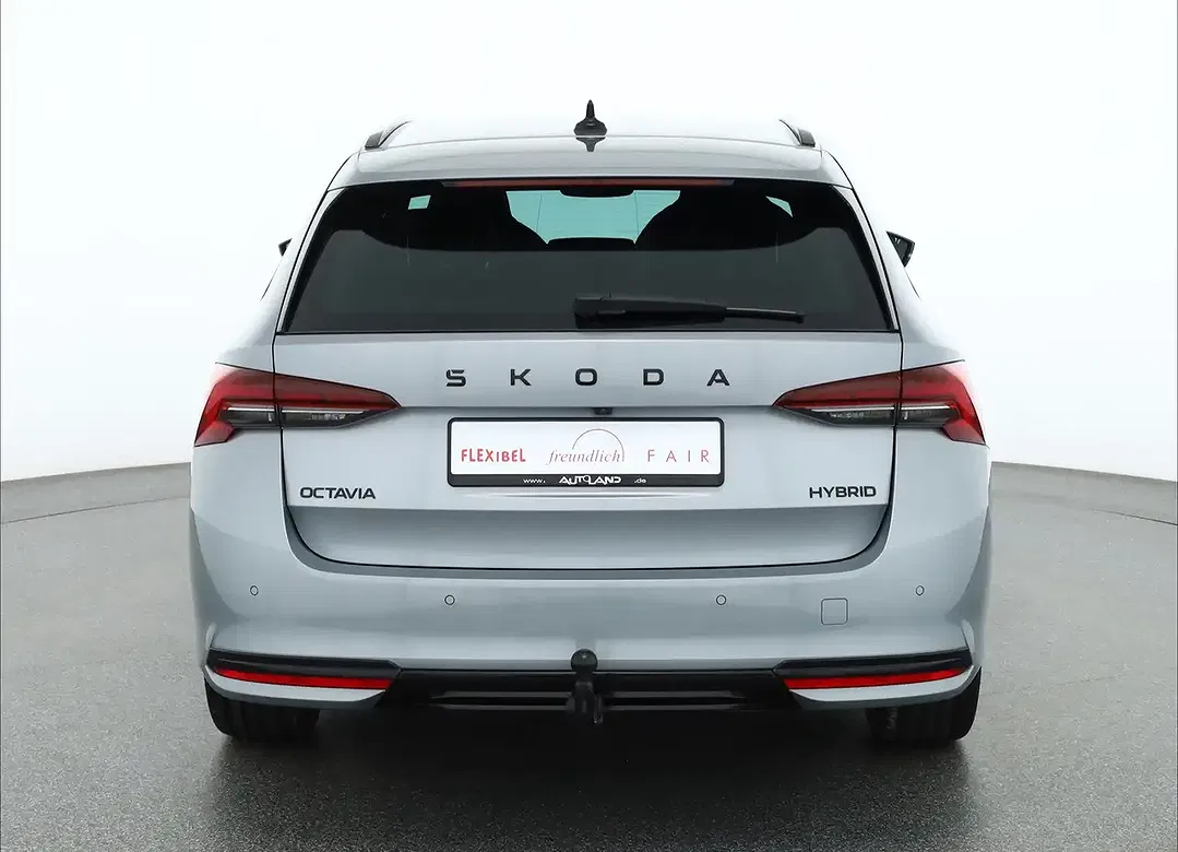 Skoda Octavia - Thumbnail 3