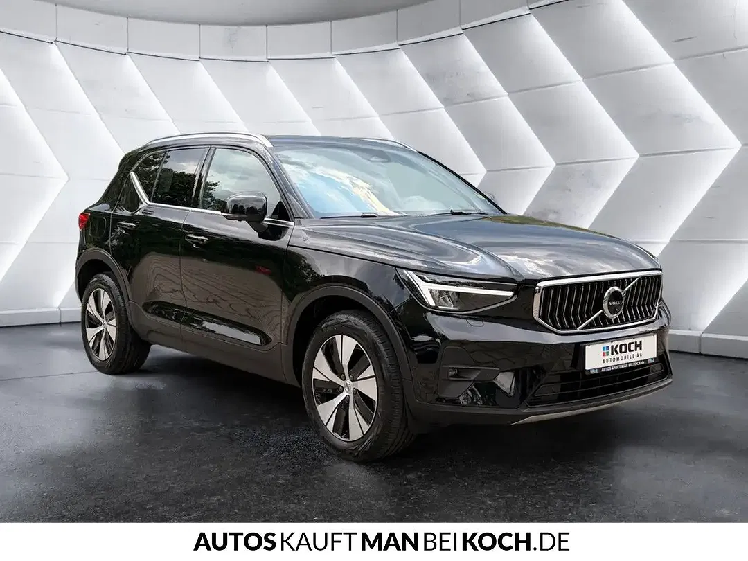 Volvo XC40 - Thumbnail 4
