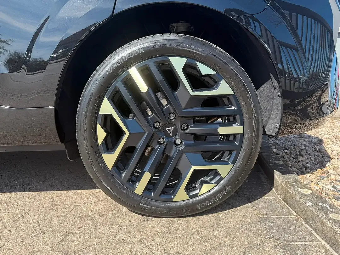 CUPRA Terramar - Thumbnail 6