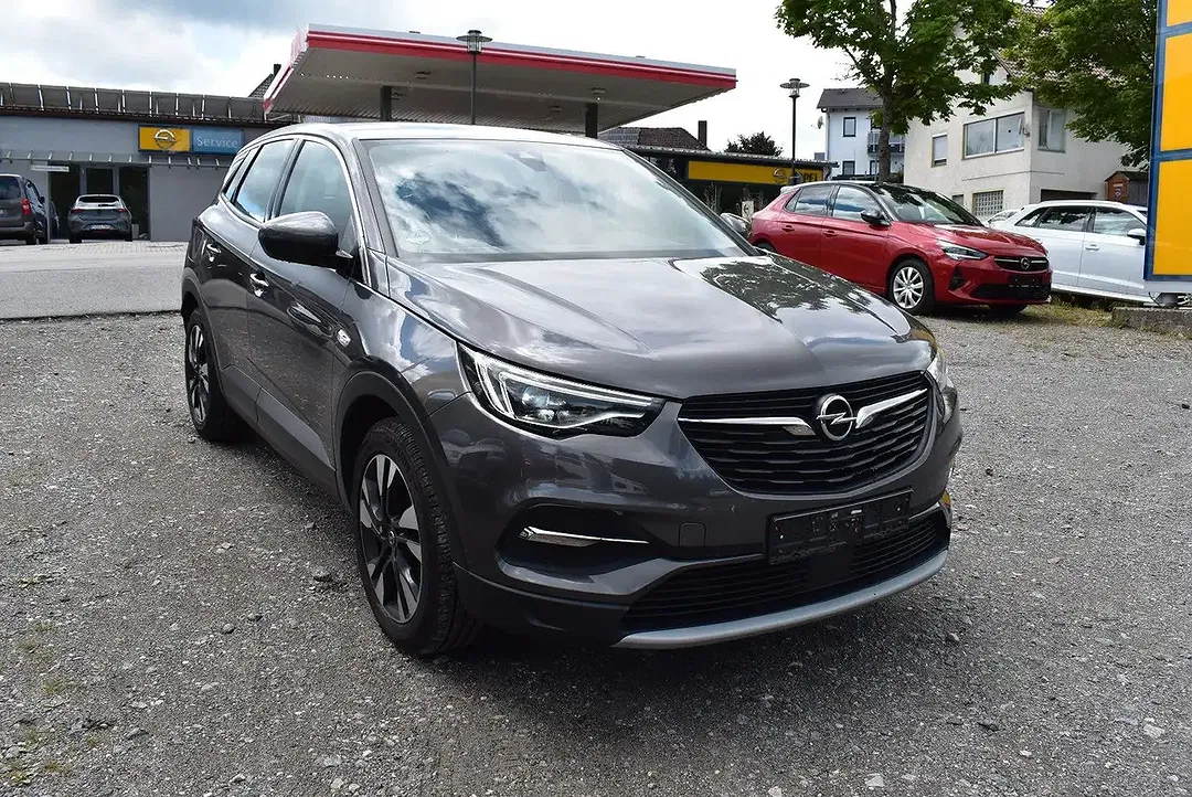 Opel Grandland X - Thumbnail 1