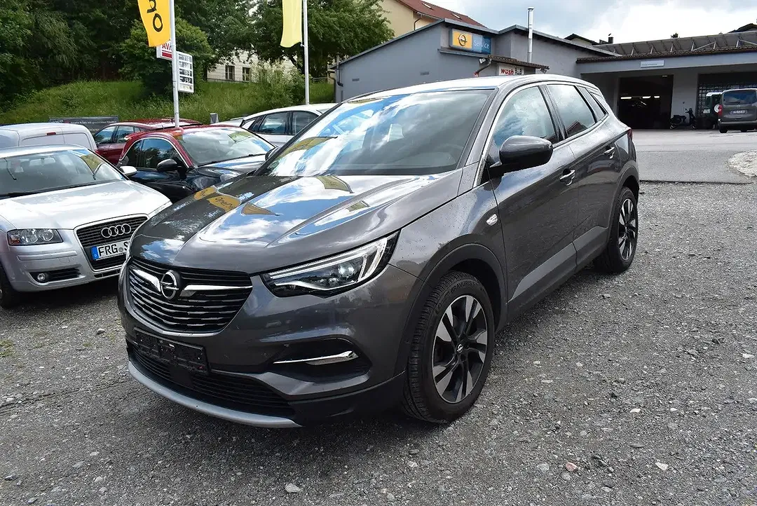 Opel Grandland X - Thumbnail 3