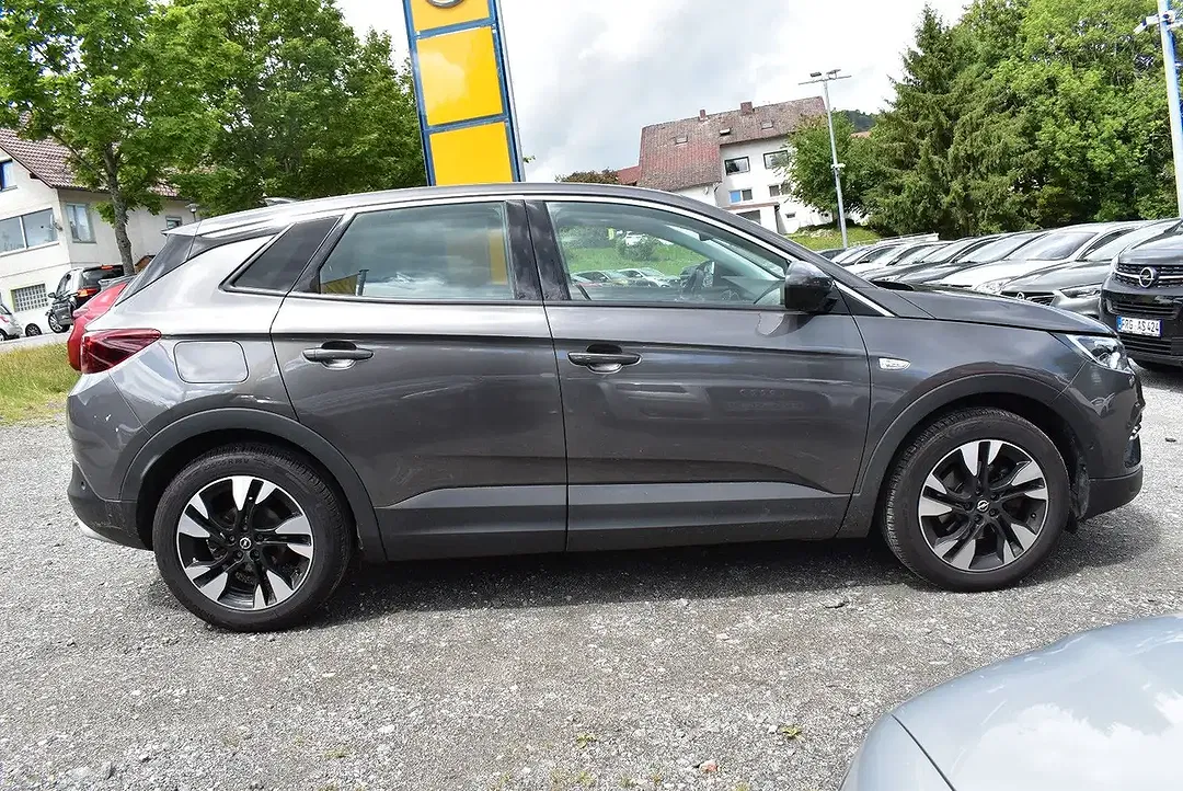 Opel Grandland X - Thumbnail 6
