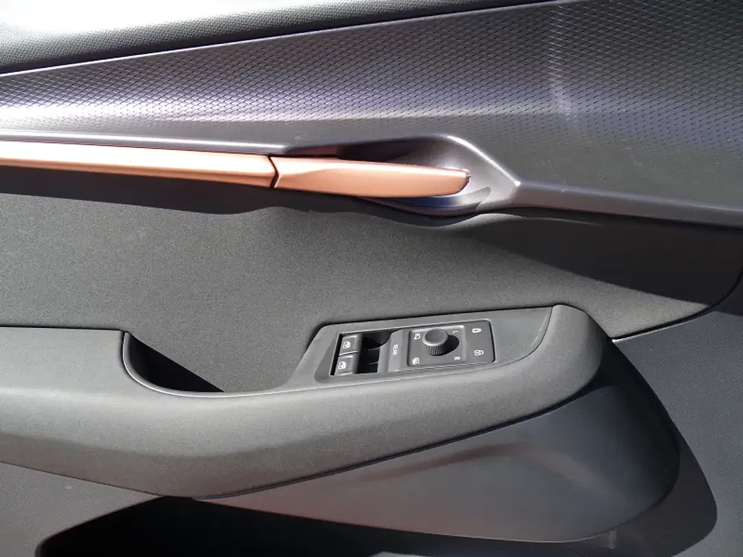 CUPRA Tavascan - Thumbnail 14