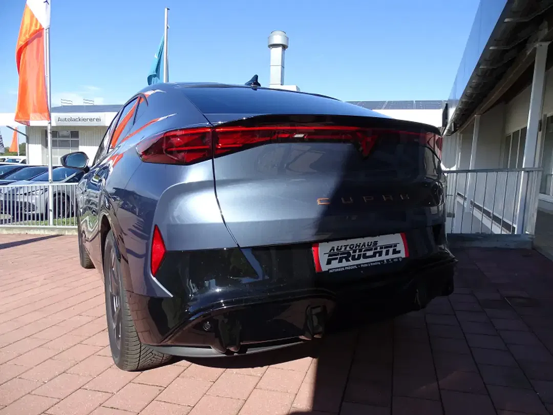 CUPRA Tavascan - Thumbnail 5