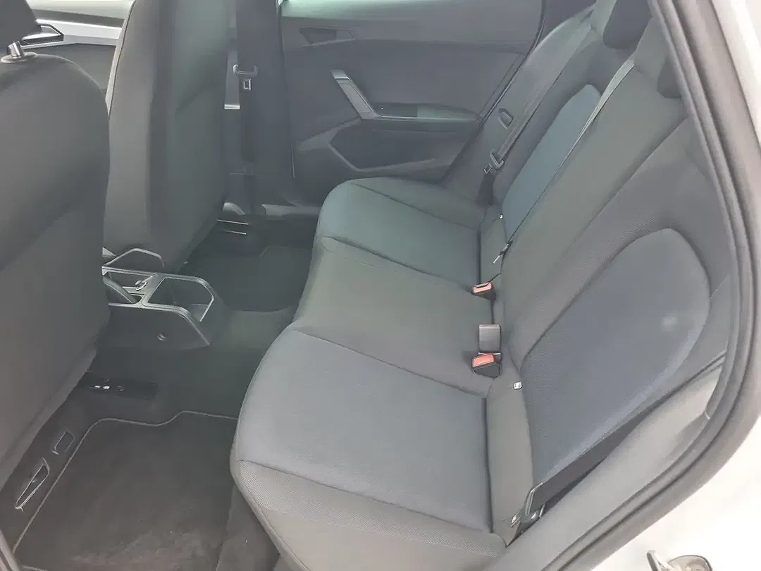 SEAT Ibiza - Thumbnail 9