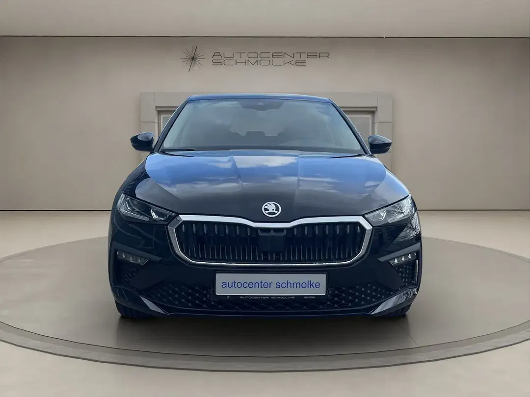 Skoda Scala - Thumbnail 1