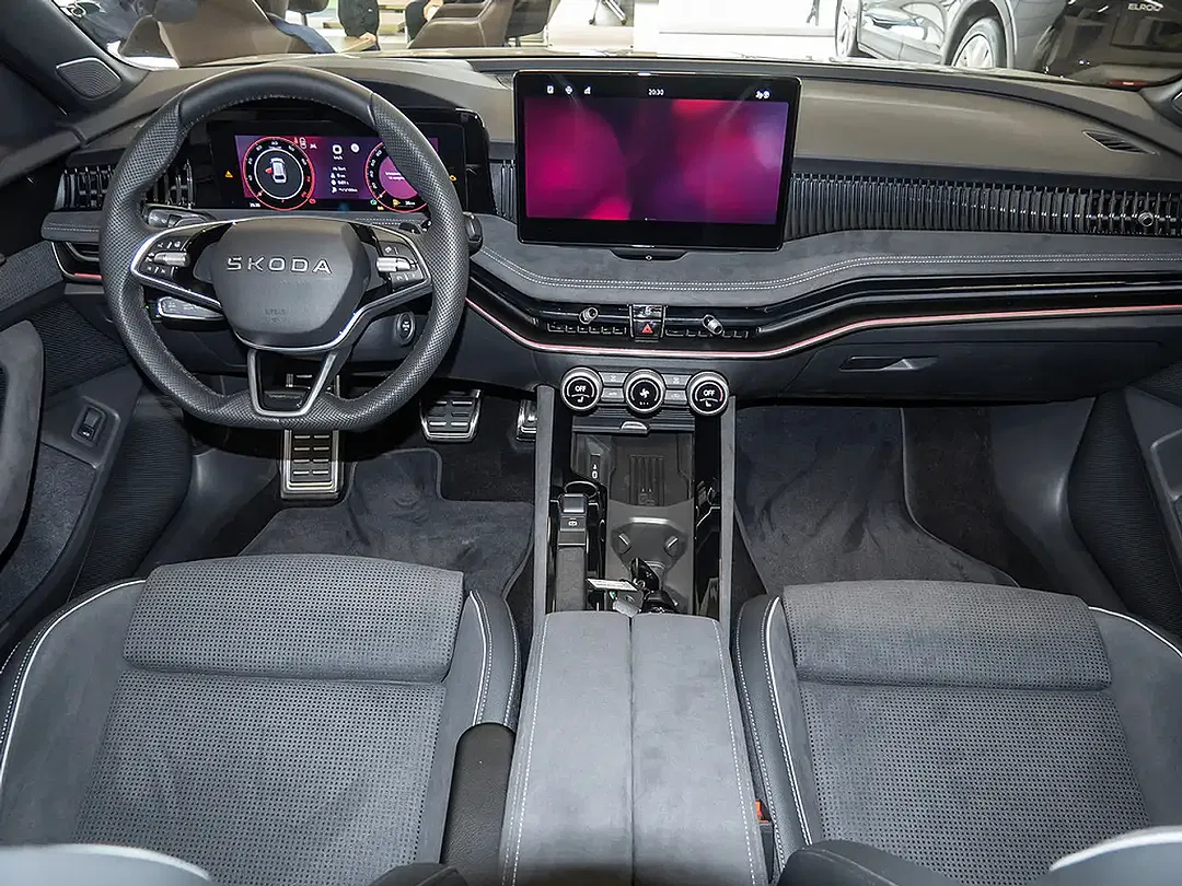 Skoda Superb - Thumbnail 6