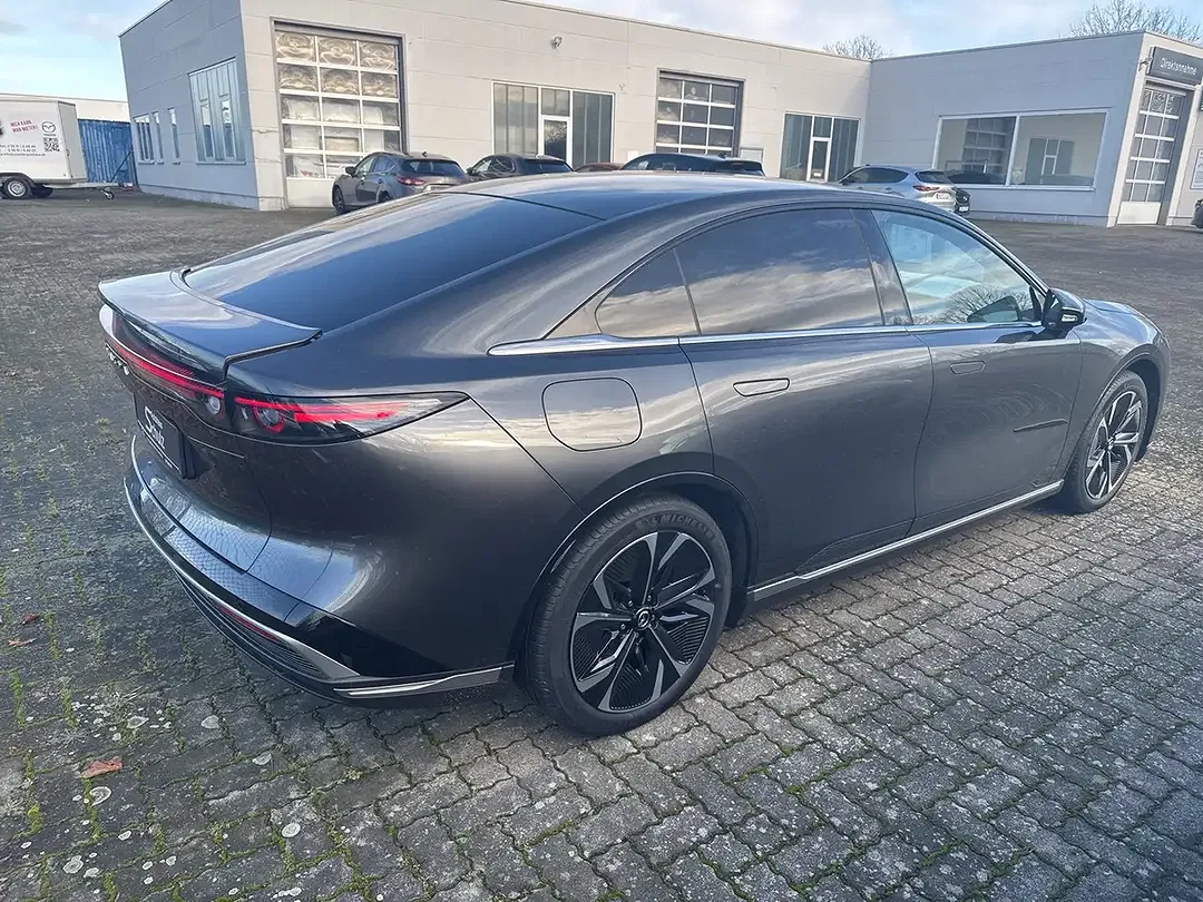 Mazda 6e - Thumbnail 4