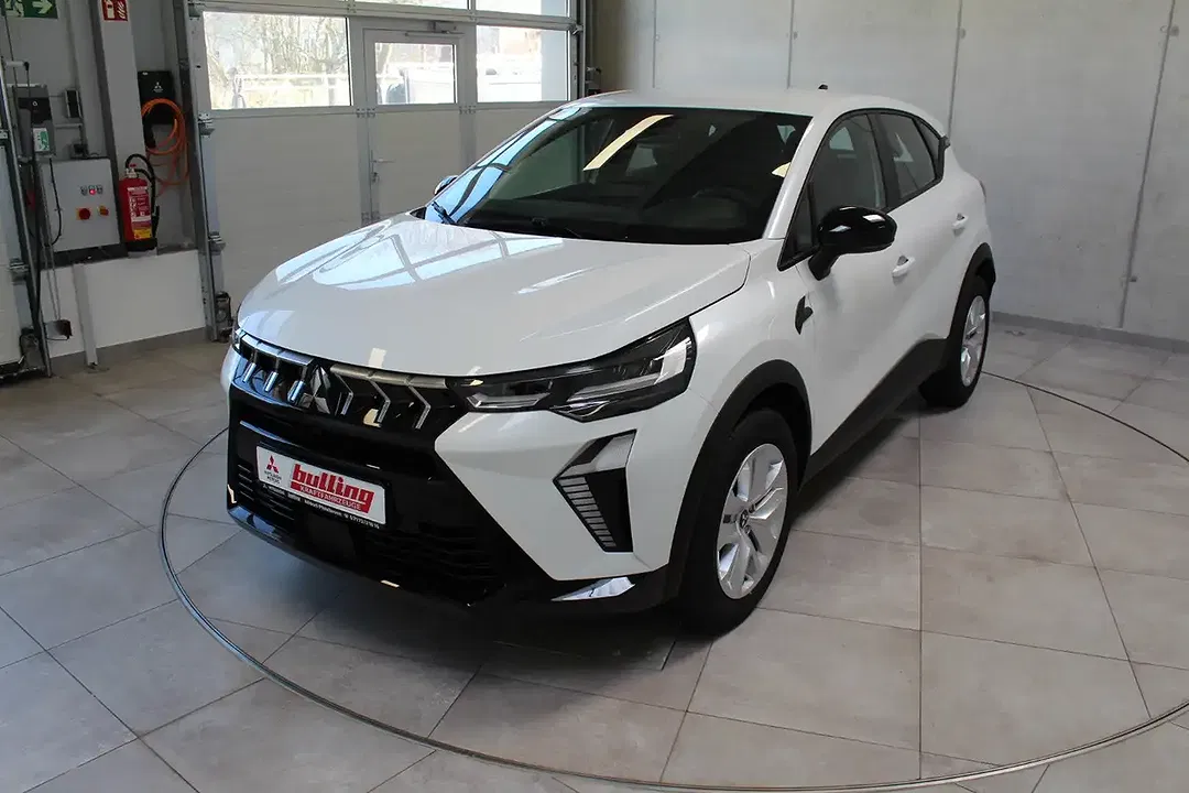 Mitsubishi ASX - Thumbnail 1