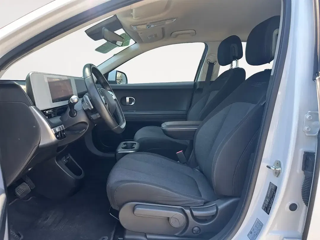 Hyundai IONIQ 5 - Thumbnail 10
