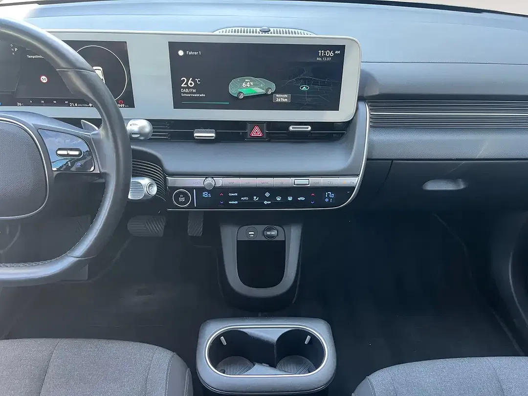 Hyundai IONIQ 5 - Thumbnail 12