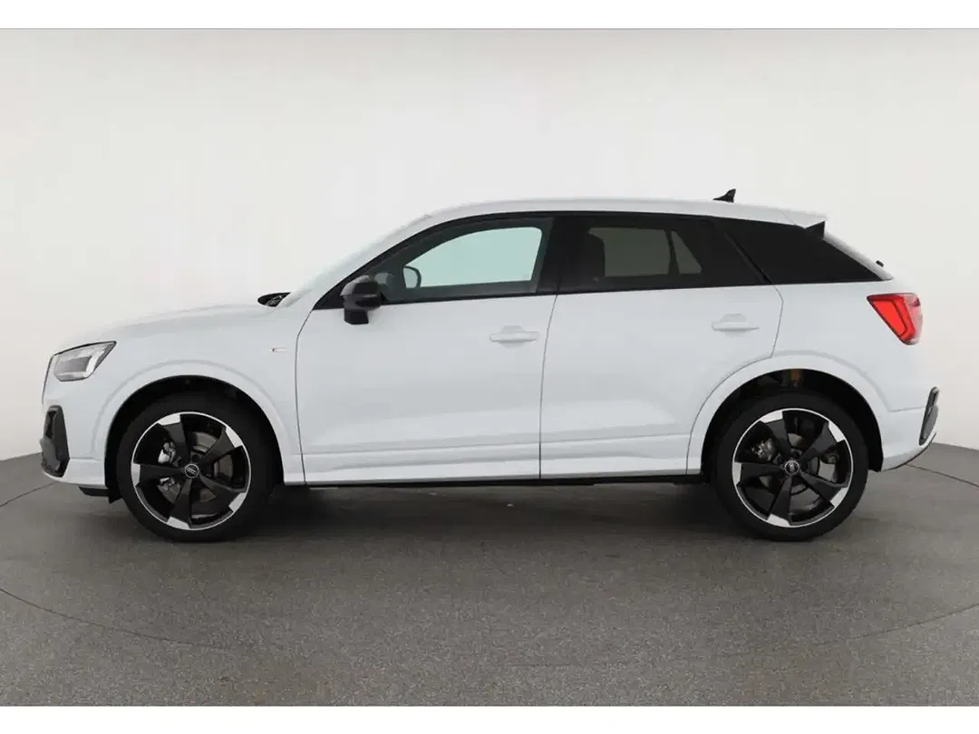 Audi Q2 - Thumbnail 4