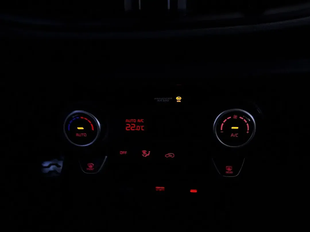 Kia Picanto - Thumbnail 11