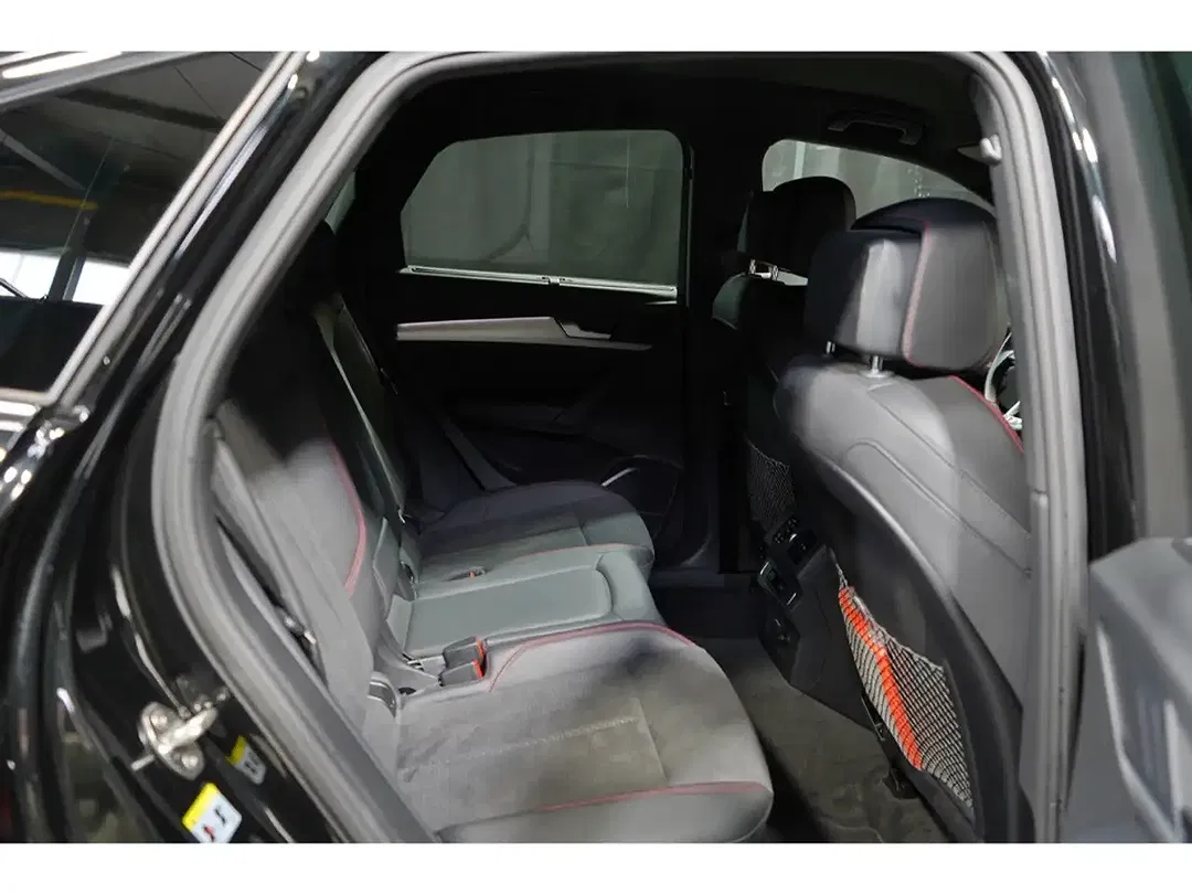 Audi Q5 - Thumbnail 10
