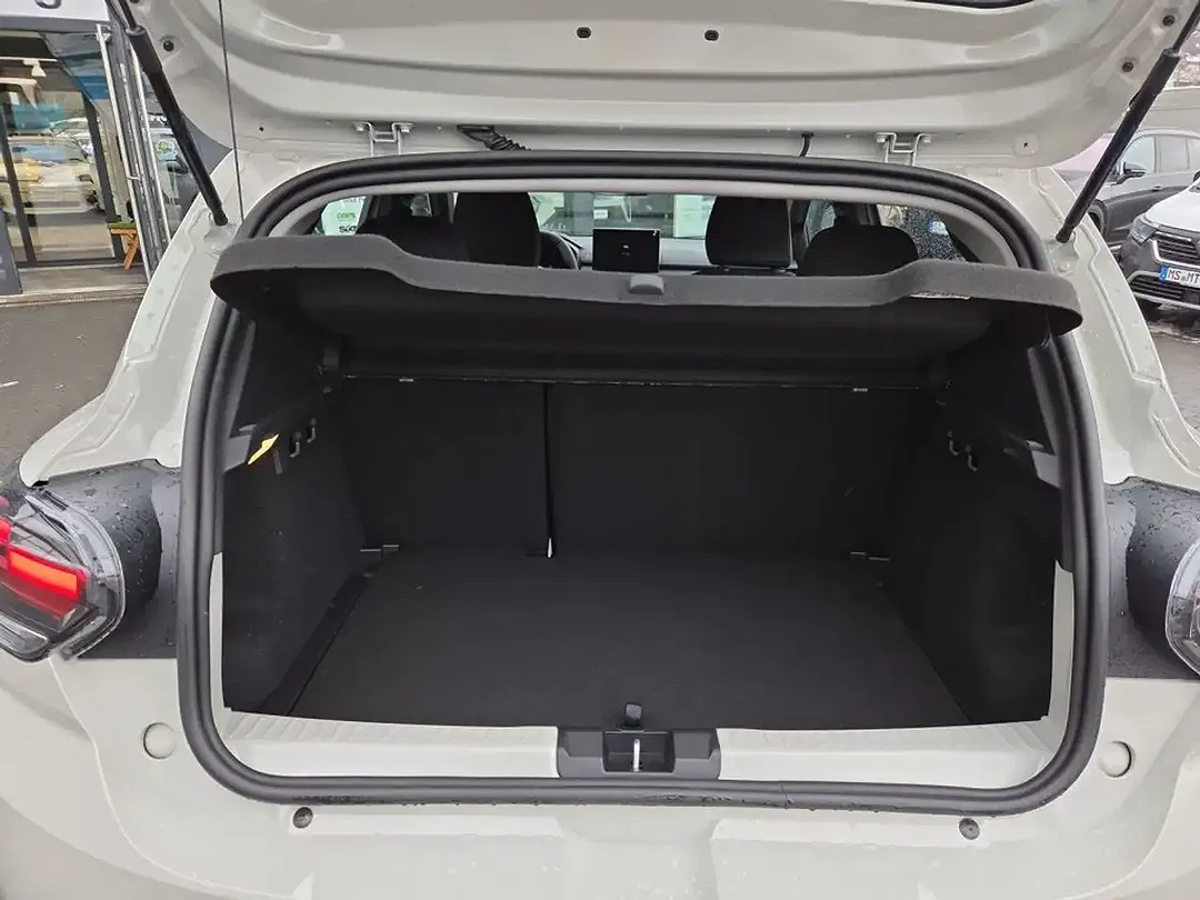 Dacia Sandero - Thumbnail 8