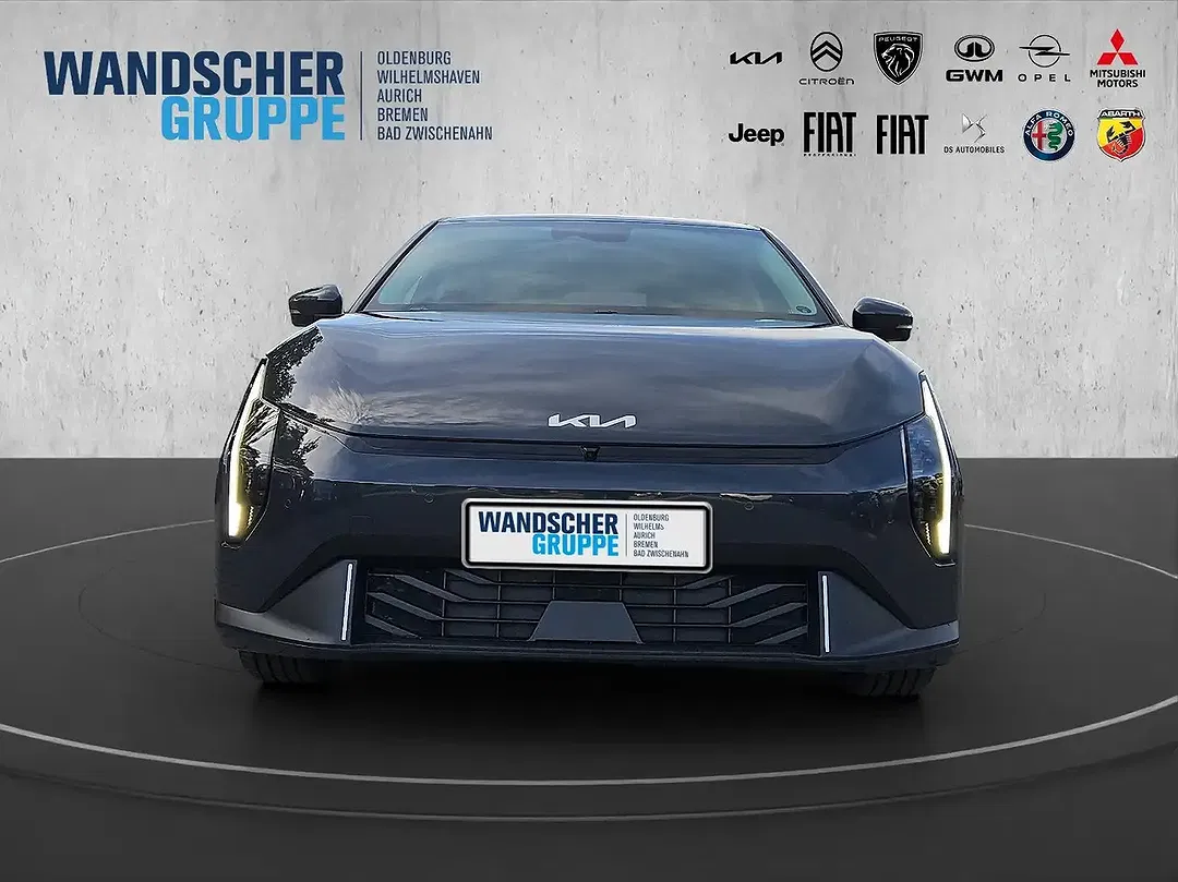Kia EV4 - Thumbnail 8