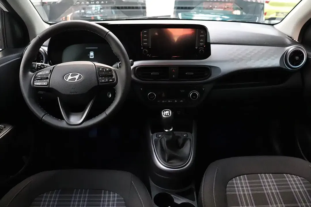 Hyundai i10 - Thumbnail 7