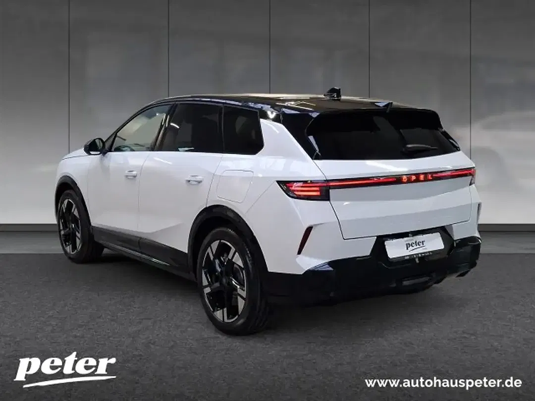 Opel Grandland - Thumbnail 2