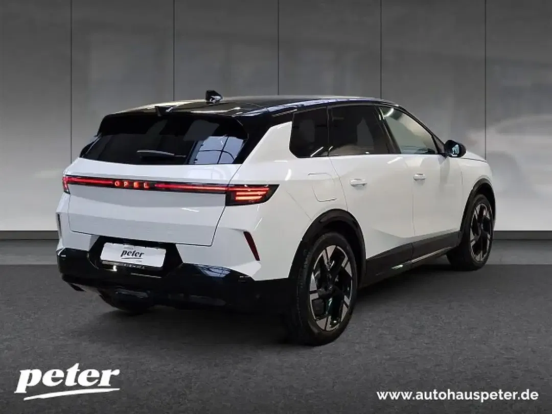 Opel Grandland - Thumbnail 3