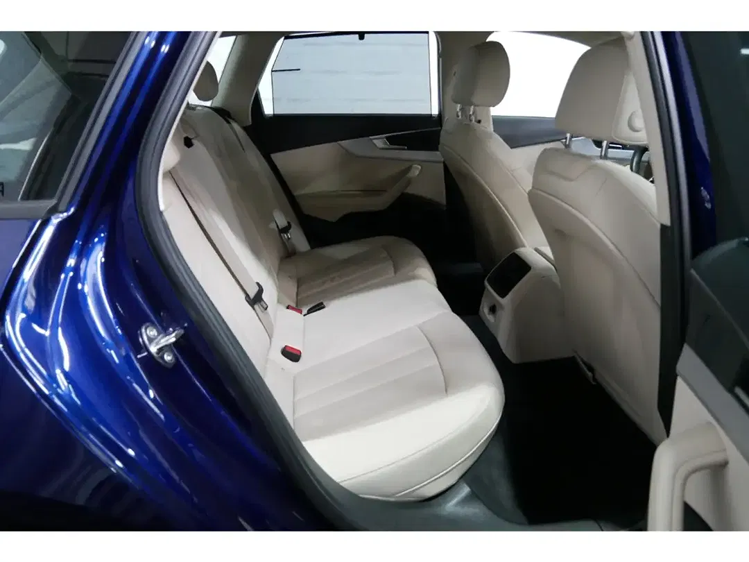 Audi A4 - Thumbnail 12
