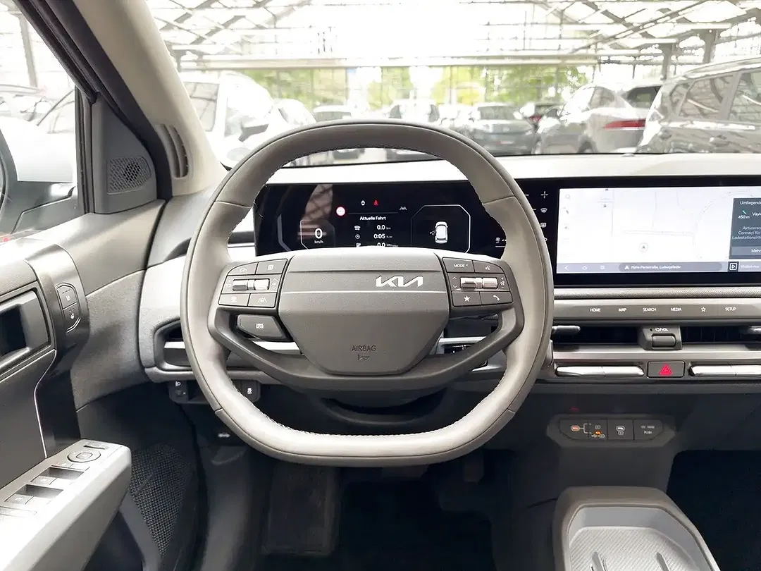 Kia EV3 - Thumbnail 10