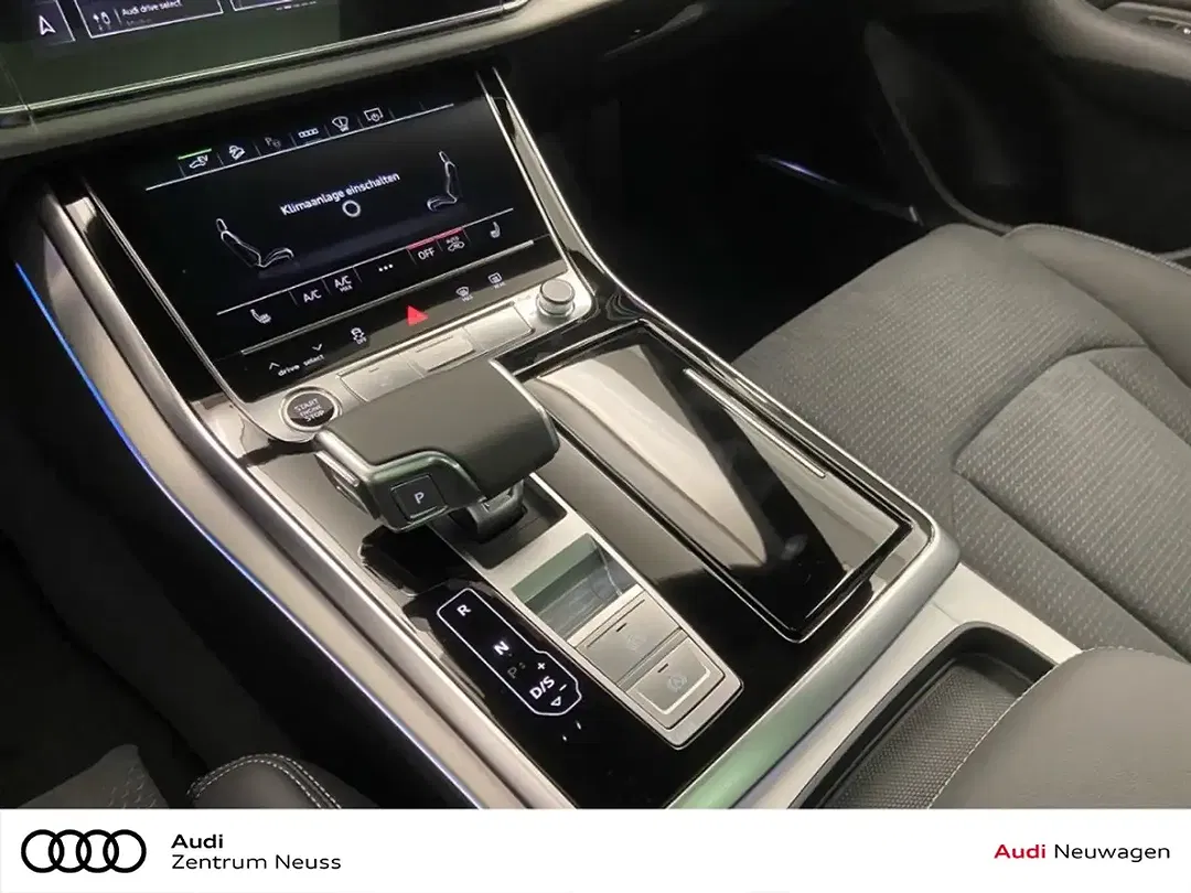Audi Q8 - Thumbnail 14