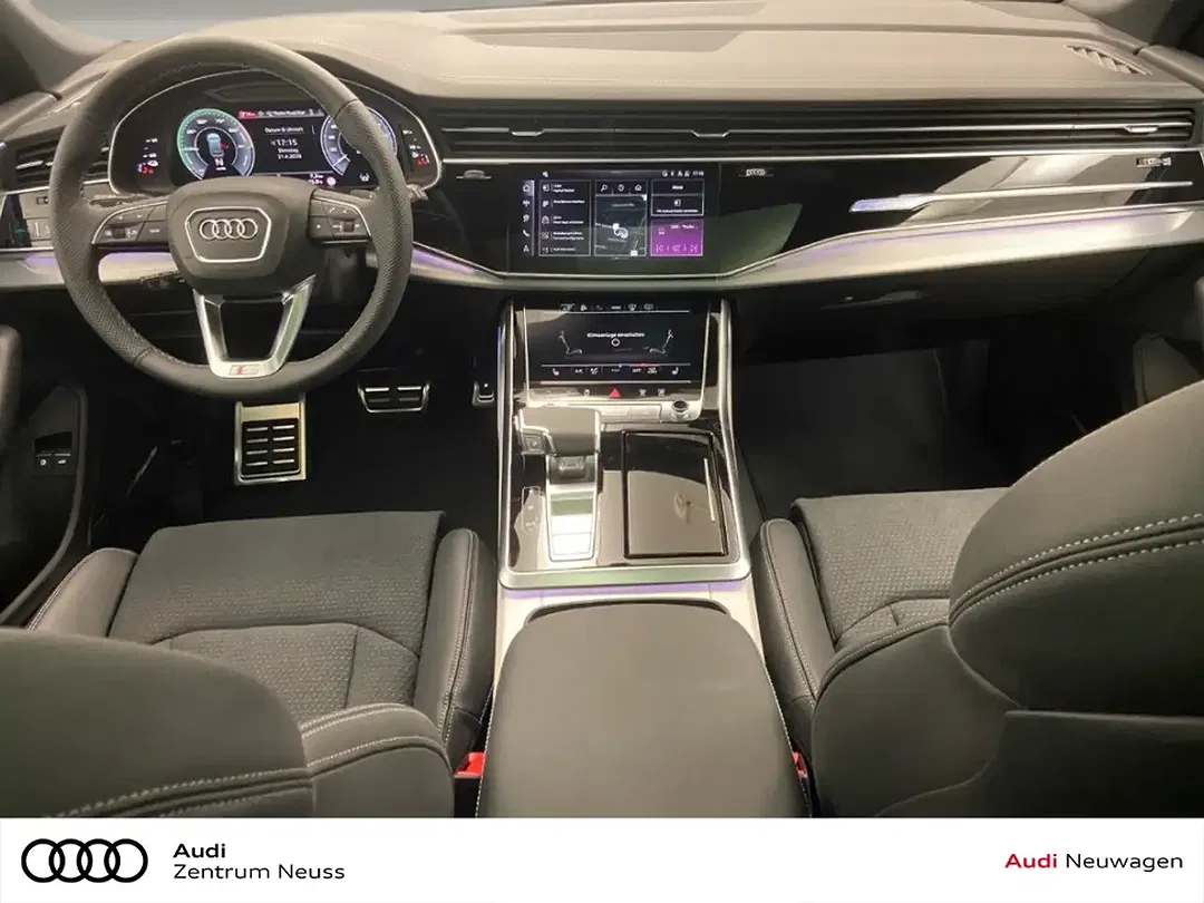 Audi Q8 - Thumbnail 6
