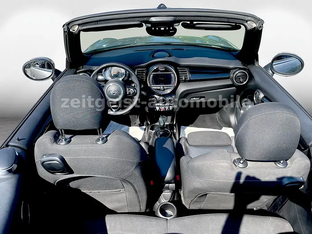 MINI Cooper Cabrio - Thumbnail 11
