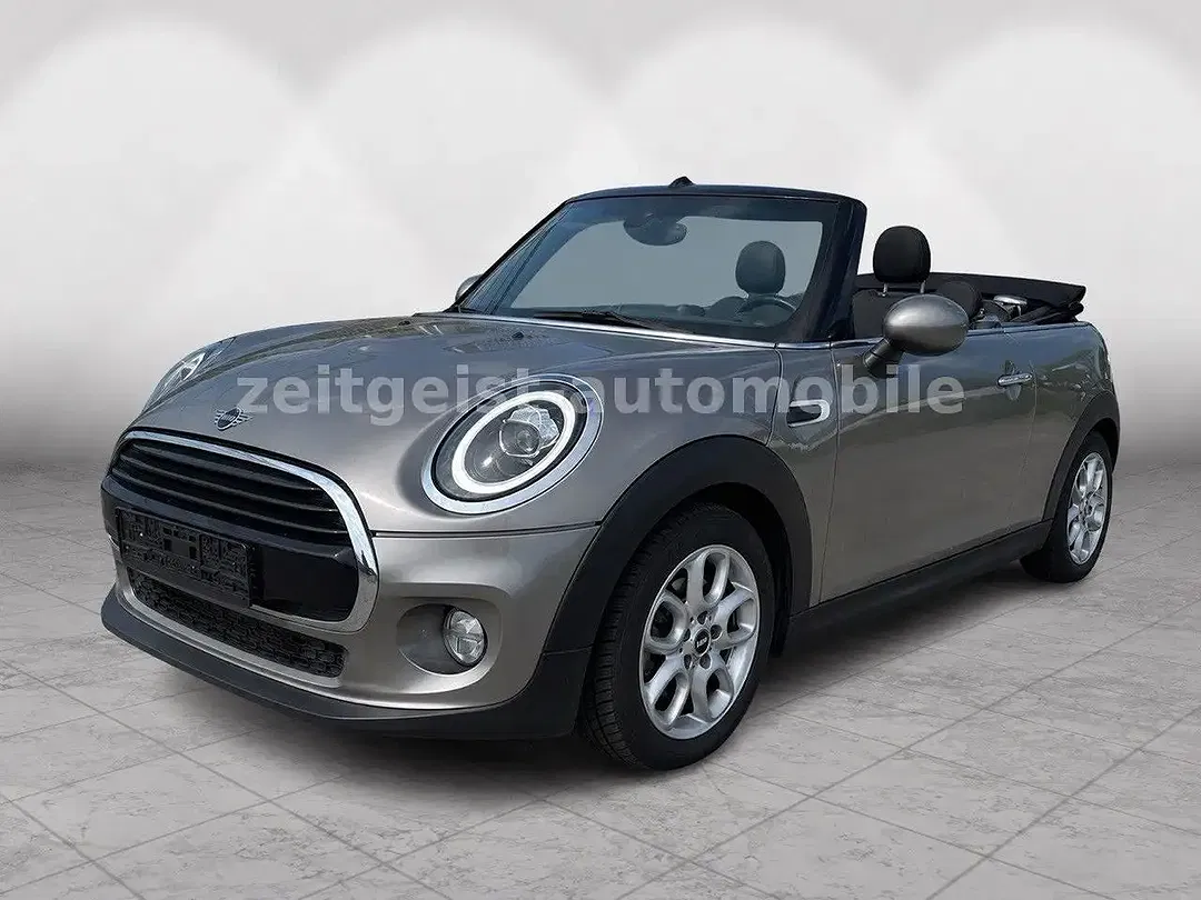 MINI Cooper Cabrio - Thumbnail 3