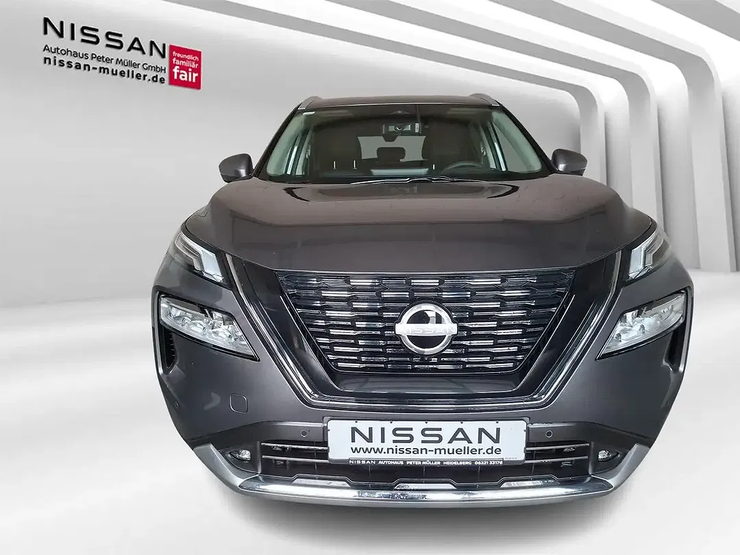 Nissan X-Trail - Thumbnail 2