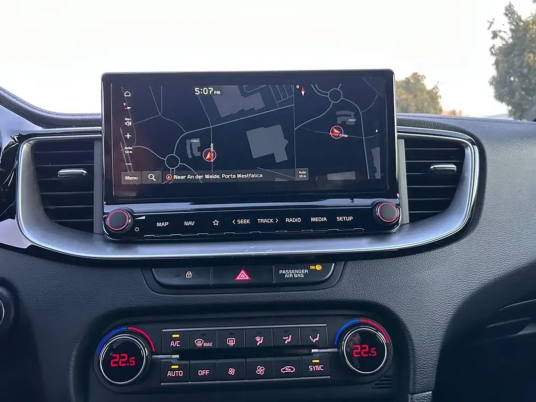Kia Ceed / cee'd - Thumbnail 9