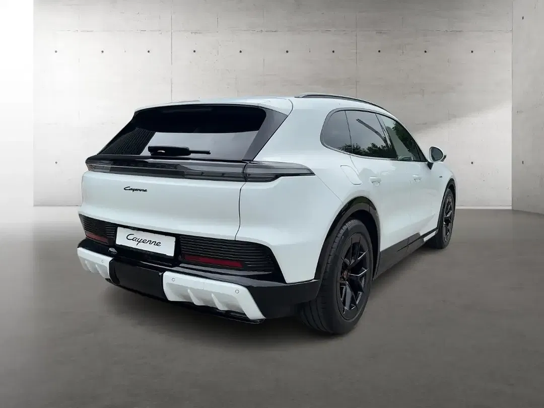 Porsche Cayenne - Thumbnail 5